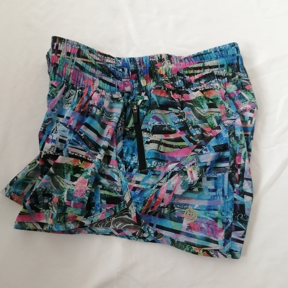 Lululemon Tracker Shorts 3.5" Lined Special Edition Seawheeze Blue Pink Size 8 - Picture 14 of 14